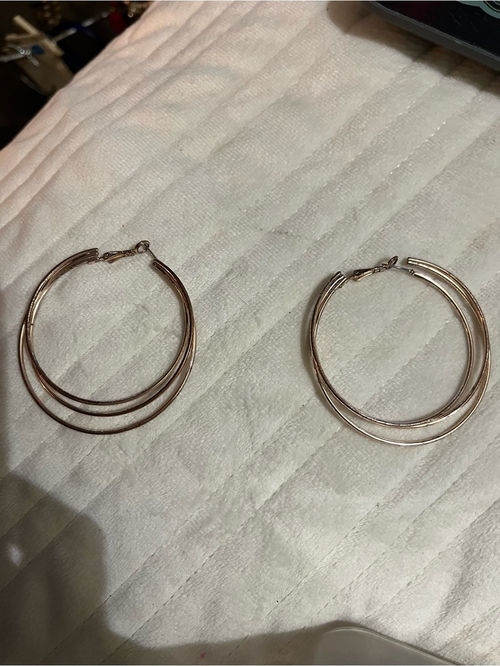 Classic Rose Gold Triple-Hoop Women's Earrings